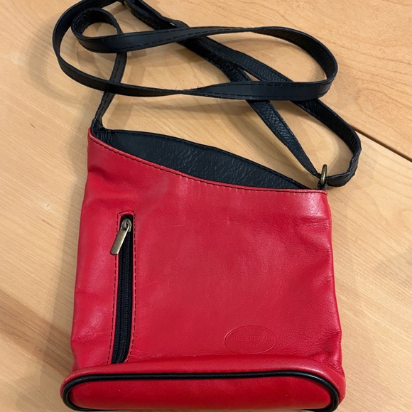 Pelletteria di Mario Handbags - Red Leather Crossbody Bag with Black Trim